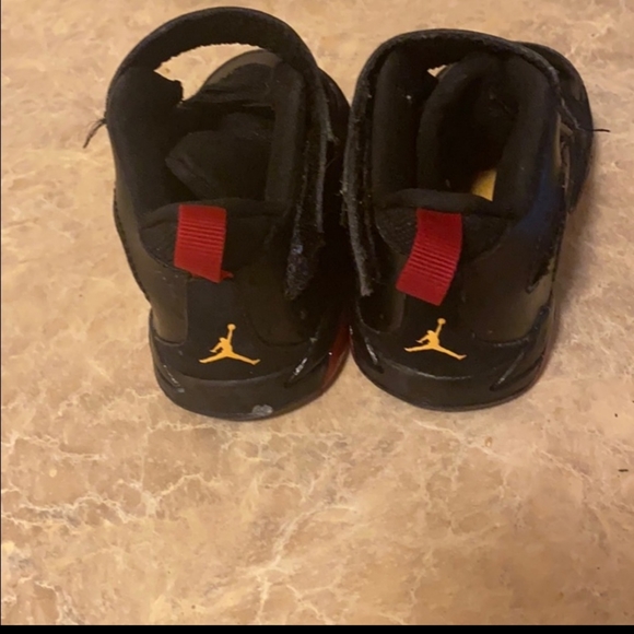 Baby JORDANS...5C - Picture 3 of 4